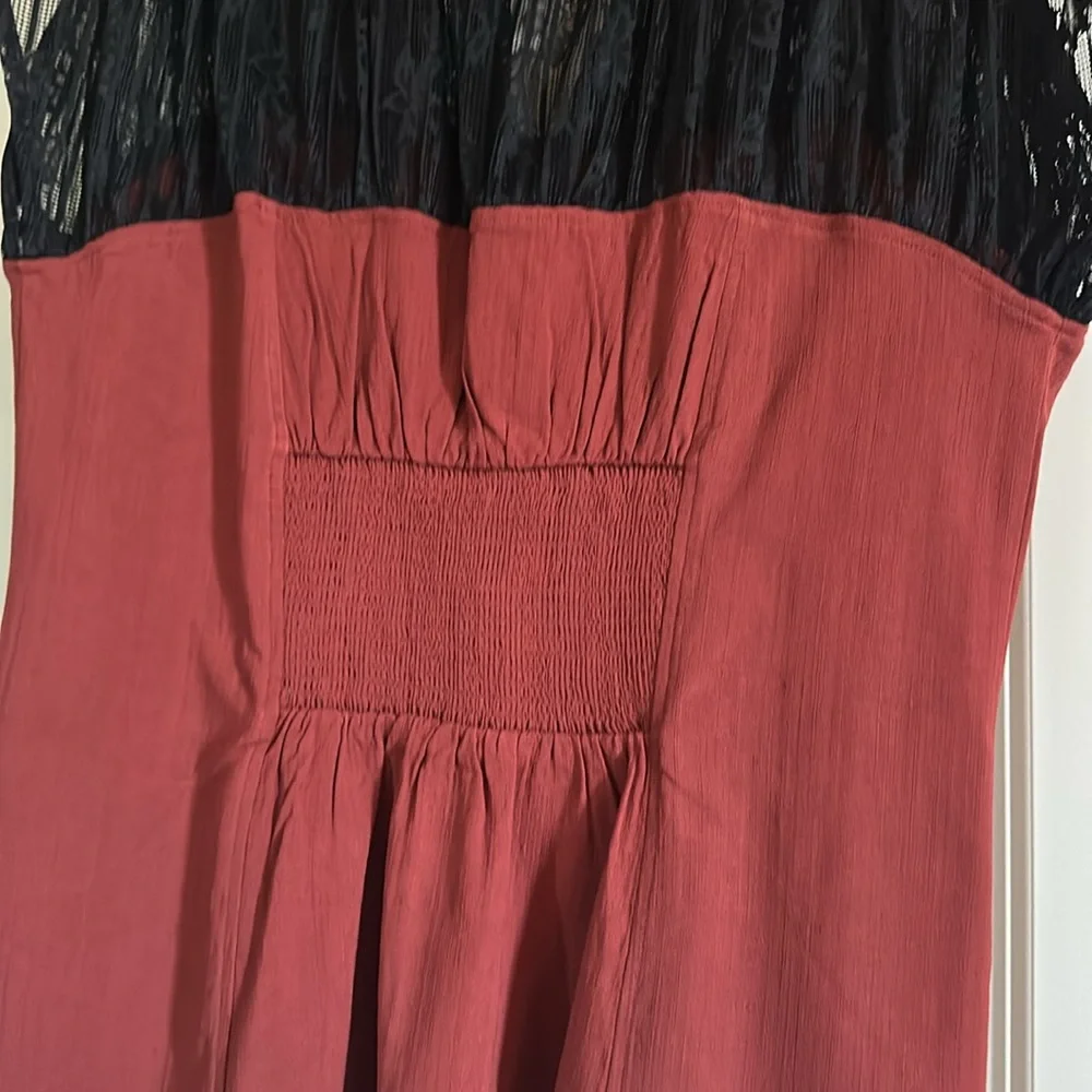 Elegant Black and Brown Women's Top - Picture 3 of 3